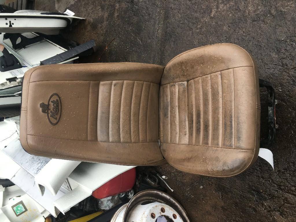 Seat-Front-13886-2