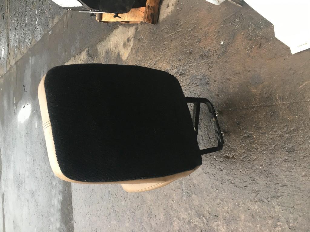 Seat-Front-13886-4
