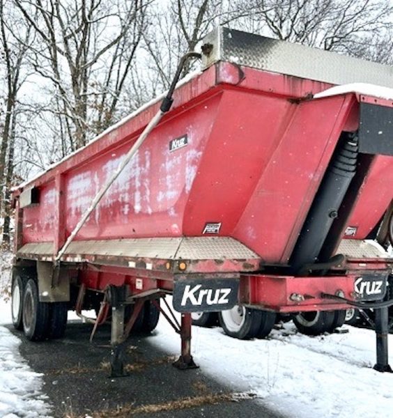 2005 KRUZ 26’ steel dump trailer