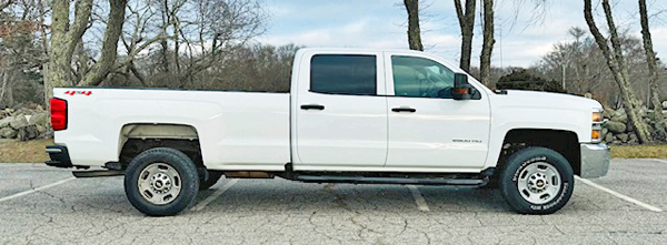 2018 CHEVY 2500 HD CREW CAB 8’ BED 4X4