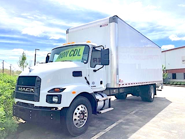2024 MACK MD6 MEDIUM DUTY BOX TRUCK