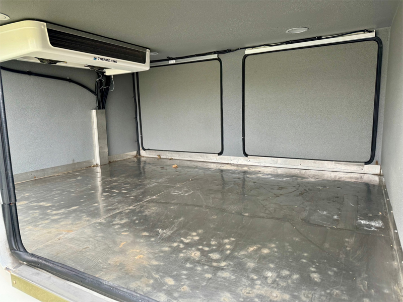 Themo-King V-320 Themo-King V-320