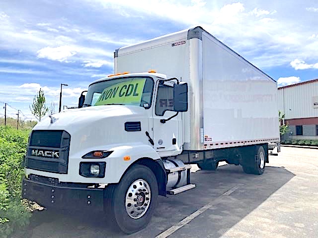 2024 MACK MD6  BOX TRUCK
