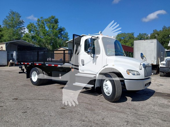 2012 FREIGHTLINER BUSINESS CLASS M2 106 stk#339061 2012 FREIGHTLINER BUSINESS CLASS M2 106 stk#339061