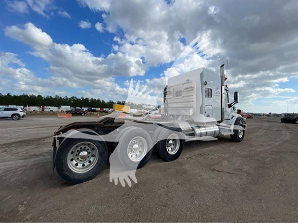2015-PETERBILT-567-stk335233-2 2015-PETERBILT-567-stk335233-2