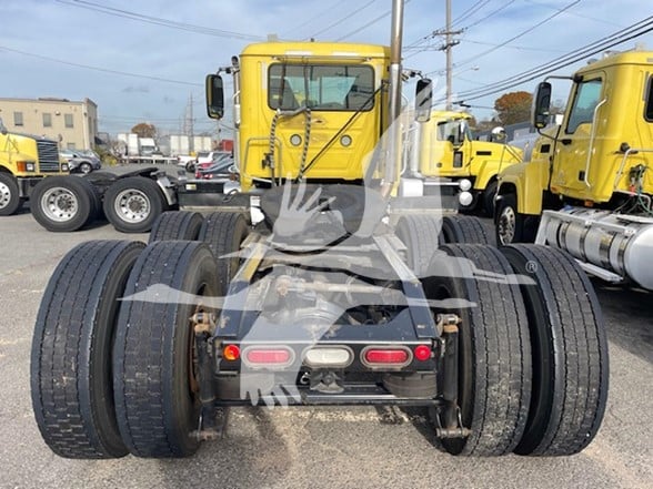 2019-MACK-PINNACLE-CHU613-stk336535-6 2019-MACK-PINNACLE-CHU613-stk336535-6
