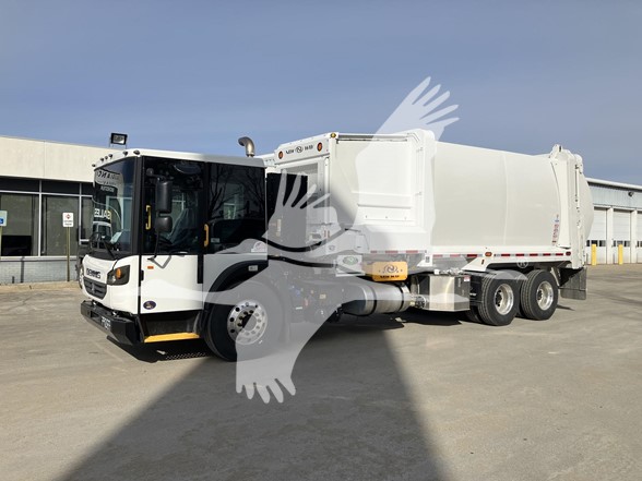 2023-DENNIS-EAGLE-PROVIEW-stk291618-2 2023-DENNIS-EAGLE-PROVIEW-stk291618-2