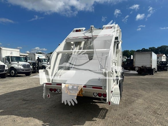 2023-DENNIS-EAGLE-PROVIEW-stk322141-7 2023-DENNIS-EAGLE-PROVIEW-stk322141-7