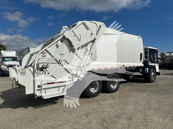 2023-DENNIS-EAGLE-PROVIEW-stk322141-8 2023-DENNIS-EAGLE-PROVIEW-stk322141-8