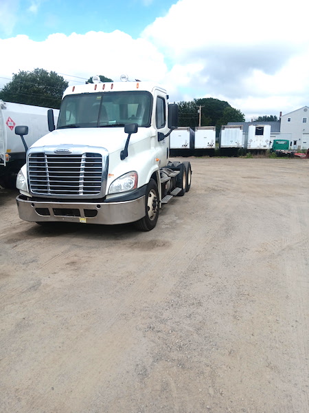 2014 FREIGHTLINER T/A TRACTOR
