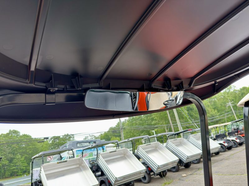 2025 E-Z-GO RXV® Valor 4 – EFI Gas