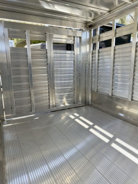 2025 Frontier Aluminum Trailers Livestock Bumper Pull Series 12’7″