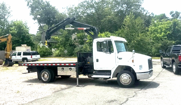 2001 FREIGHTLINER TRUCK CRANE