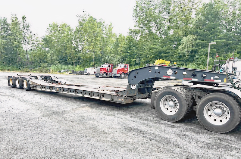2004 FONTAINE SPECIALIZED 50 TON LOWBED
