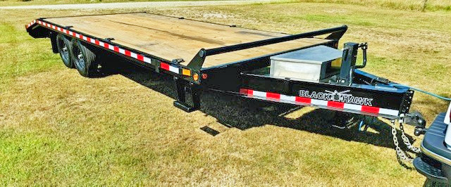2015 CANADIAN BLACK HAWK 22’ DECK OVER TRAILER