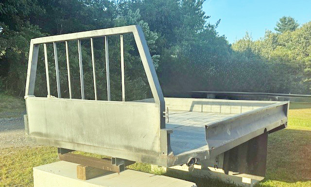 9’ GALVANIZED DIPPED STEEL FLATBED BODY