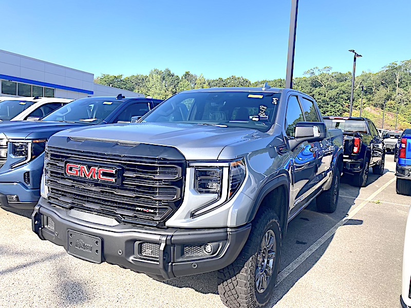 2026 GMC K1500 AT4X