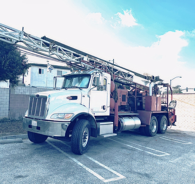2019 PETERBILT 348 HEAVY HAUL DRILL RIG TRUCK
