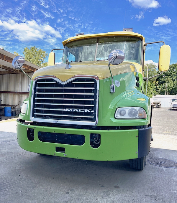 2016 Mack MP7 2016 Mack MP7