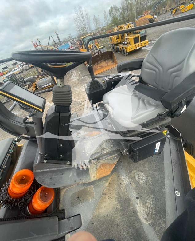 2022-VOLVO-DD110C-stkEQ0300960-7 2022-VOLVO-DD110C-stkEQ0300960-7