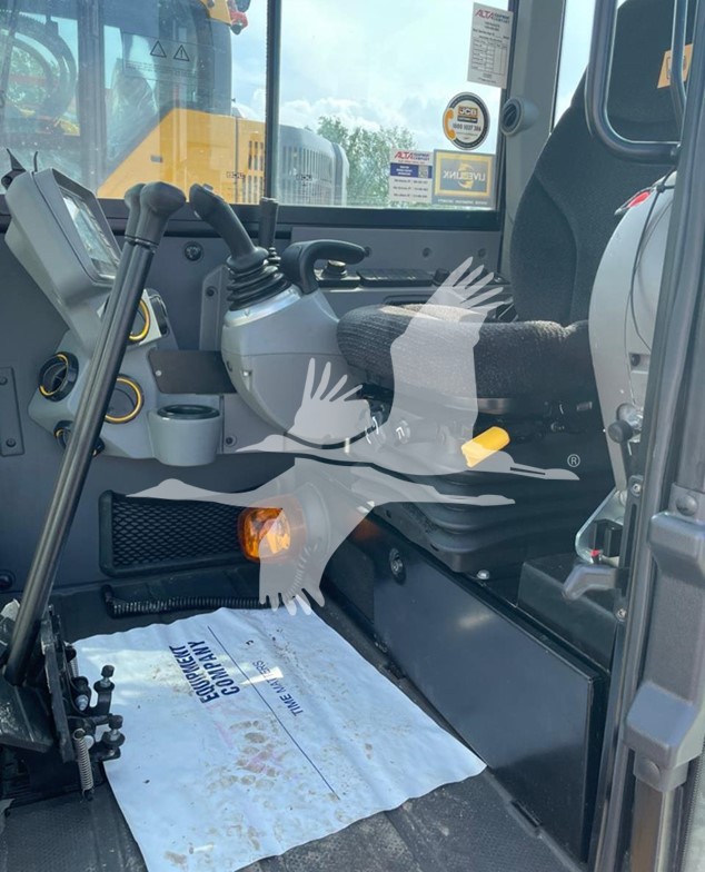 2024-JCB-50Z-1-stkEQ0402972-3 2024-JCB-50Z-1-stkEQ0402972-3