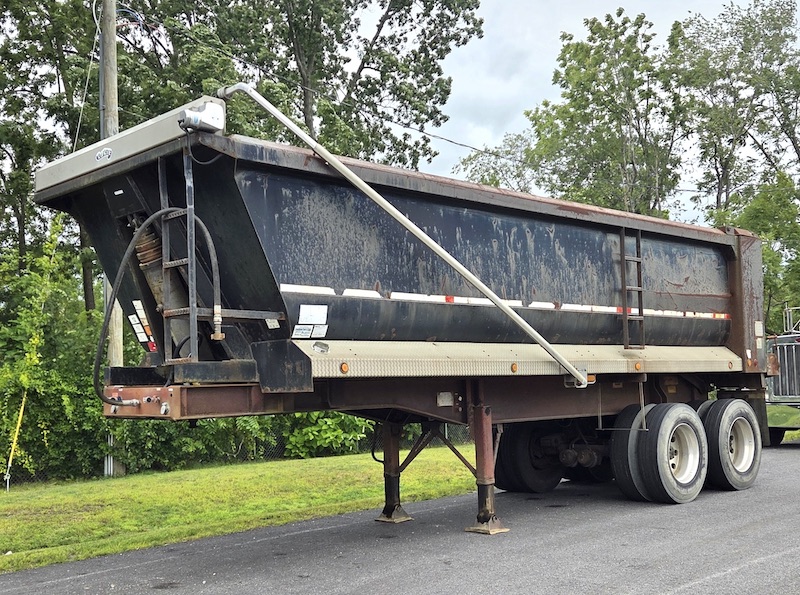 2005 BENSON 26’ STEEL DUMP TRAILER