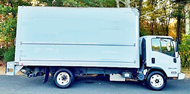 2018 ISUZU NPR HD 16’ BOX TRUCK W/POWER TAILGATE