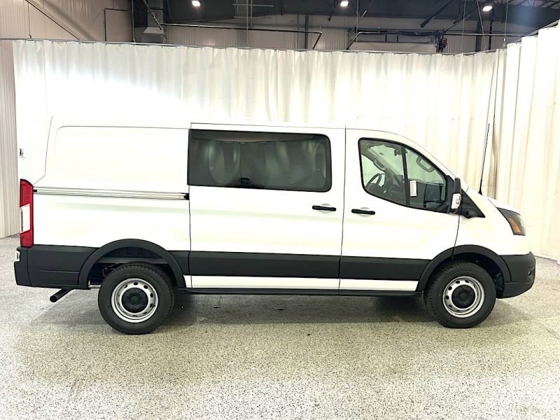 2024 FORD T250 CARGO VAN