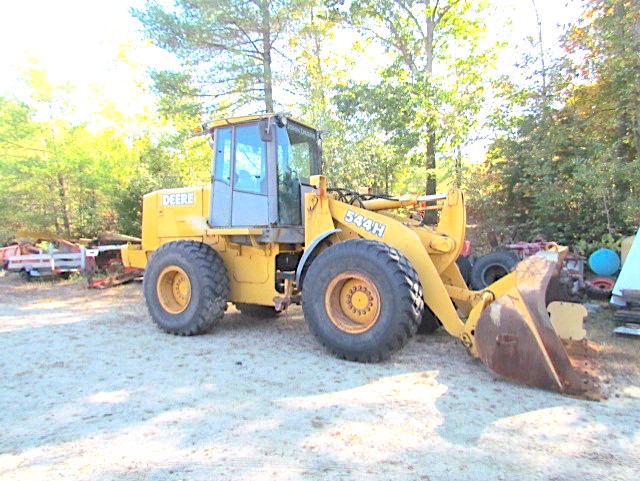 JOHN DEERE 544H LOADER