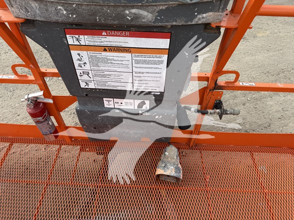 2015-JLG-600AJ-M5705-4 2015-JLG-600AJ-M5705-4