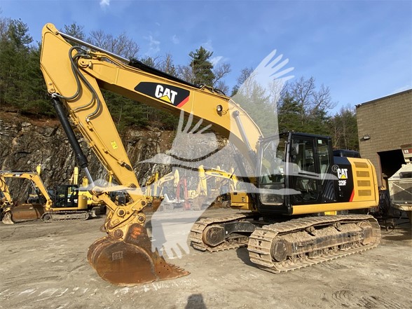 2017-CATERPILLAR-320FL-E5105-1 2017-CATERPILLAR-320FL-E5105-1