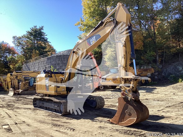 2017-CATERPILLAR-320FL-E5126-3 2017-CATERPILLAR-320FL-E5126-3