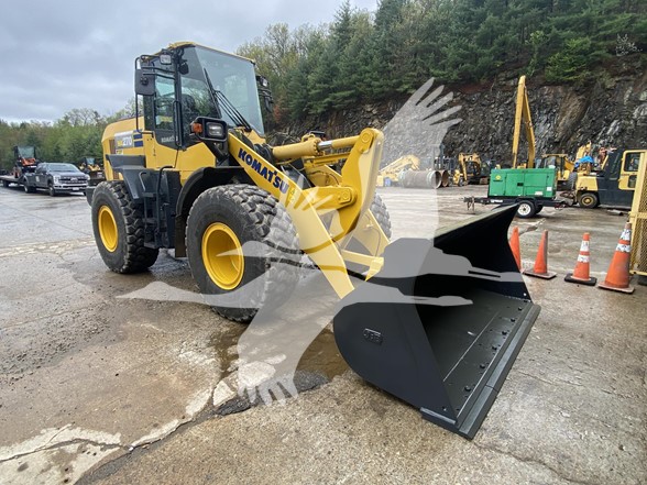 2017-KOMATSU-WA270-8-L5032-3 2017-KOMATSU-WA270-8-L5032-3