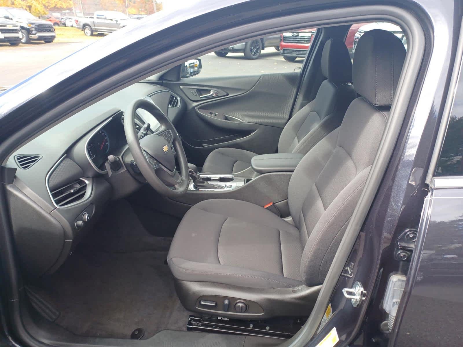 2022-Chevrolet-Malibu-U3471-6 2022-Chevrolet-Malibu-U3471-6