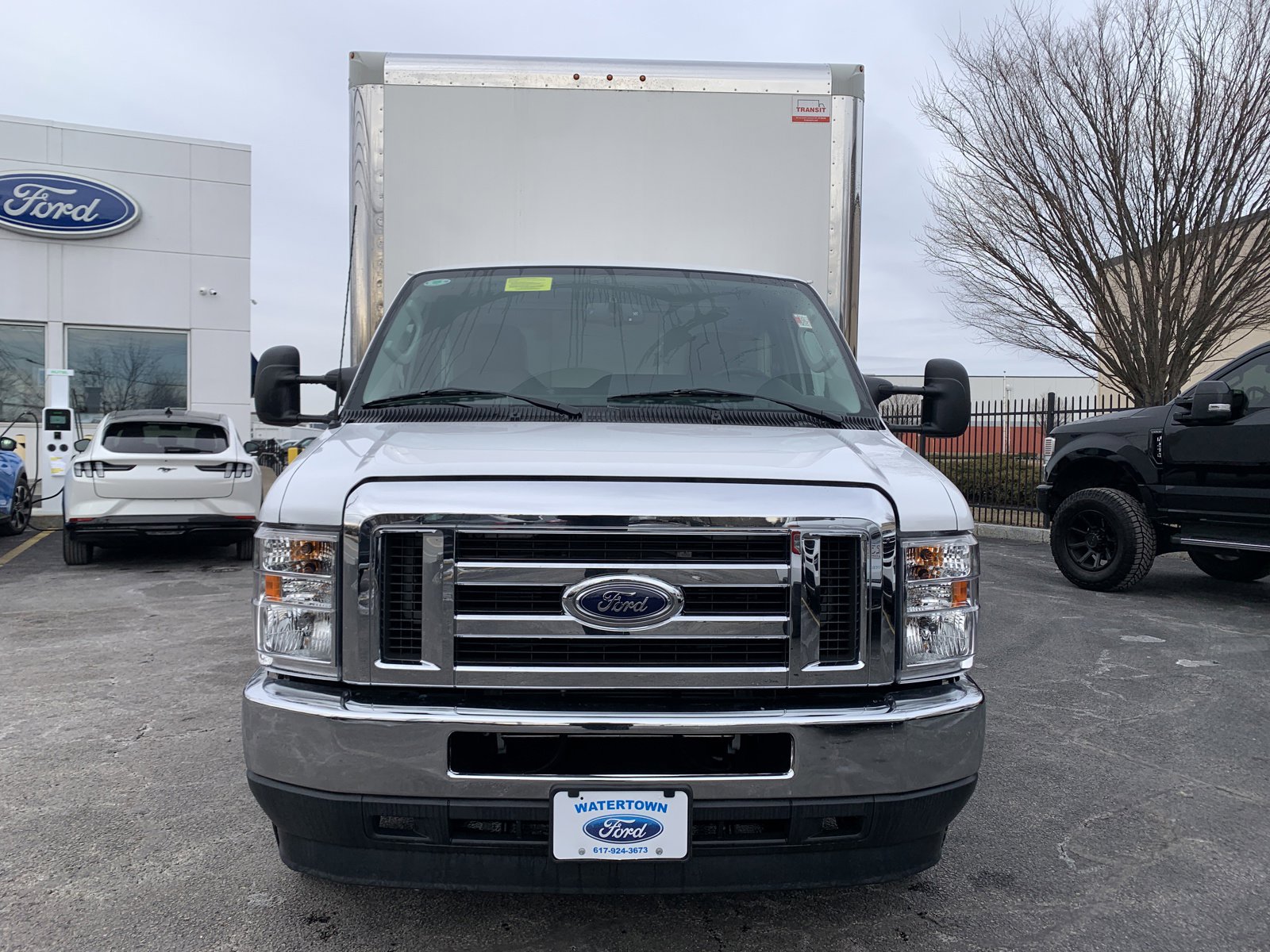 2024-Ford-E-Series-Cutaway-stk24004P-1 2024-Ford-E-Series-Cutaway-stk24004P-1
