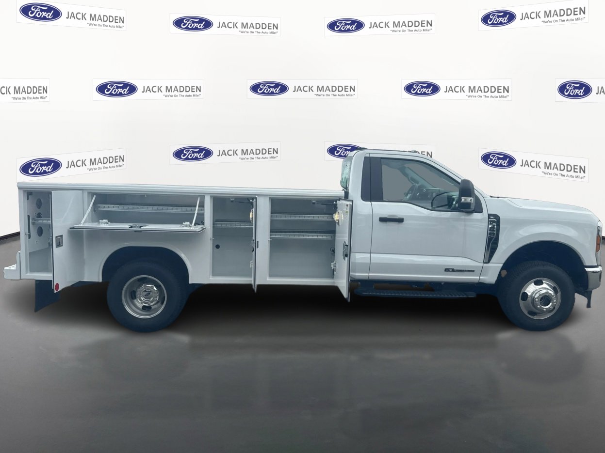 2024-Ford-Super-Duty-F-350-DRW-stkG02767-3 2024-Ford-Super-Duty-F-350-DRW-stkG02767-3