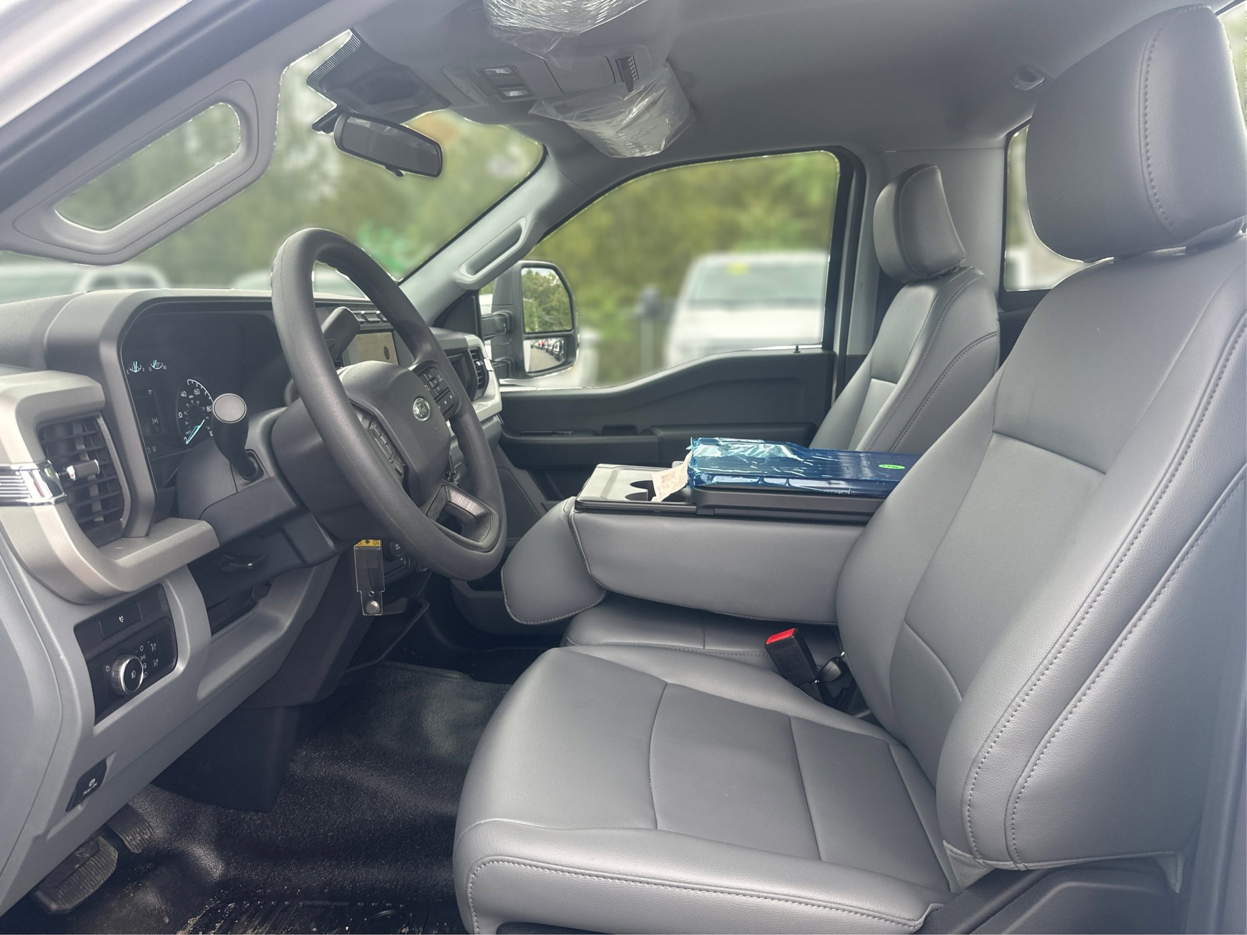 2024-Ford-Super-Duty-F-350-DRW-stkG02767-8 2024-Ford-Super-Duty-F-350-DRW-stkG02767-8