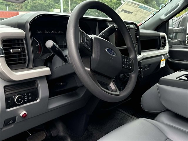 2024-Ford-Super-Duty-F-550-DRW-stk18244-8 2024-Ford-Super-Duty-F-550-DRW-stk18244-8