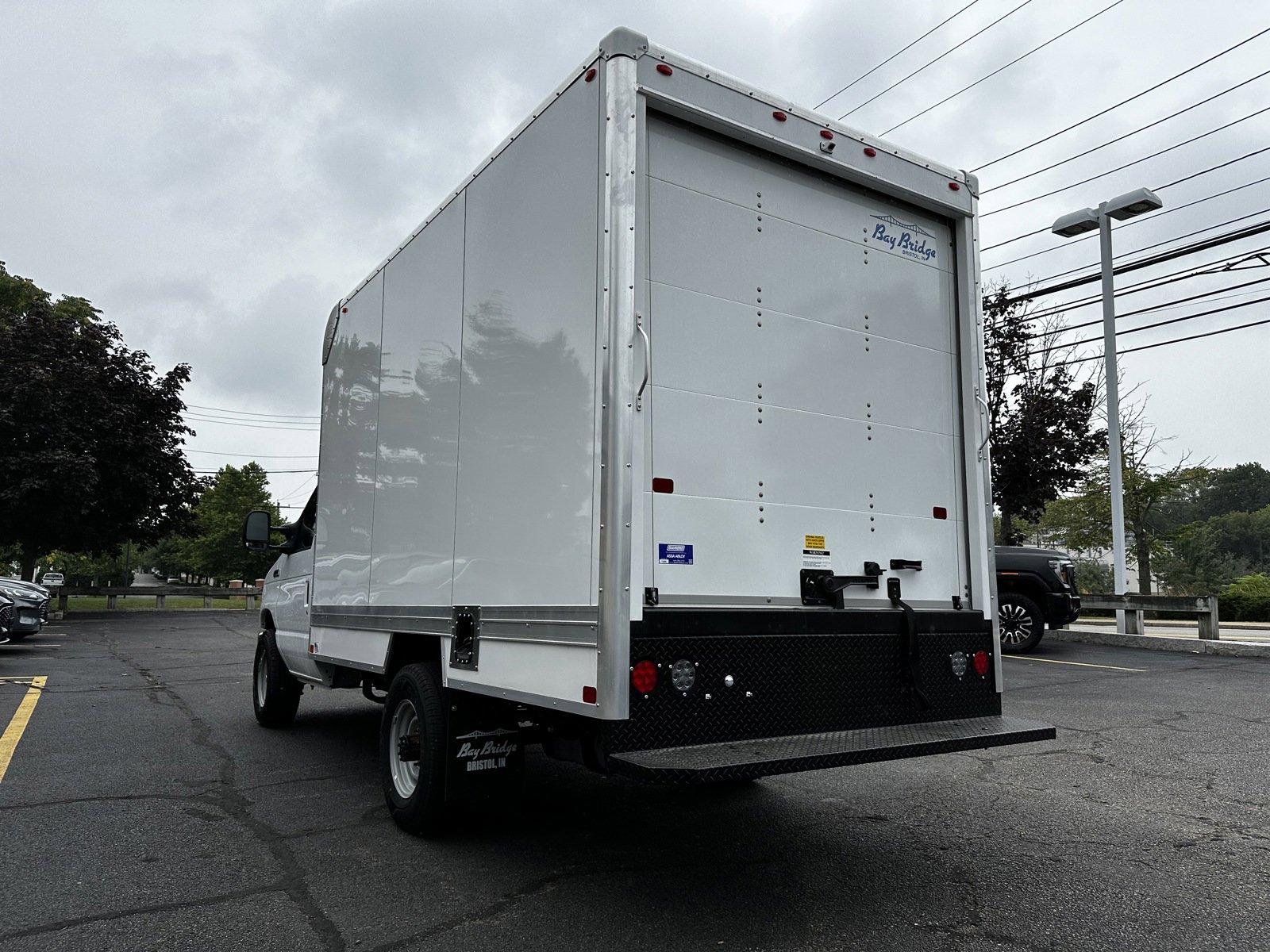 2025-Ford-E-Series-Cutaway-stk25004-7 2025-Ford-E-Series-Cutaway-stk25004-7