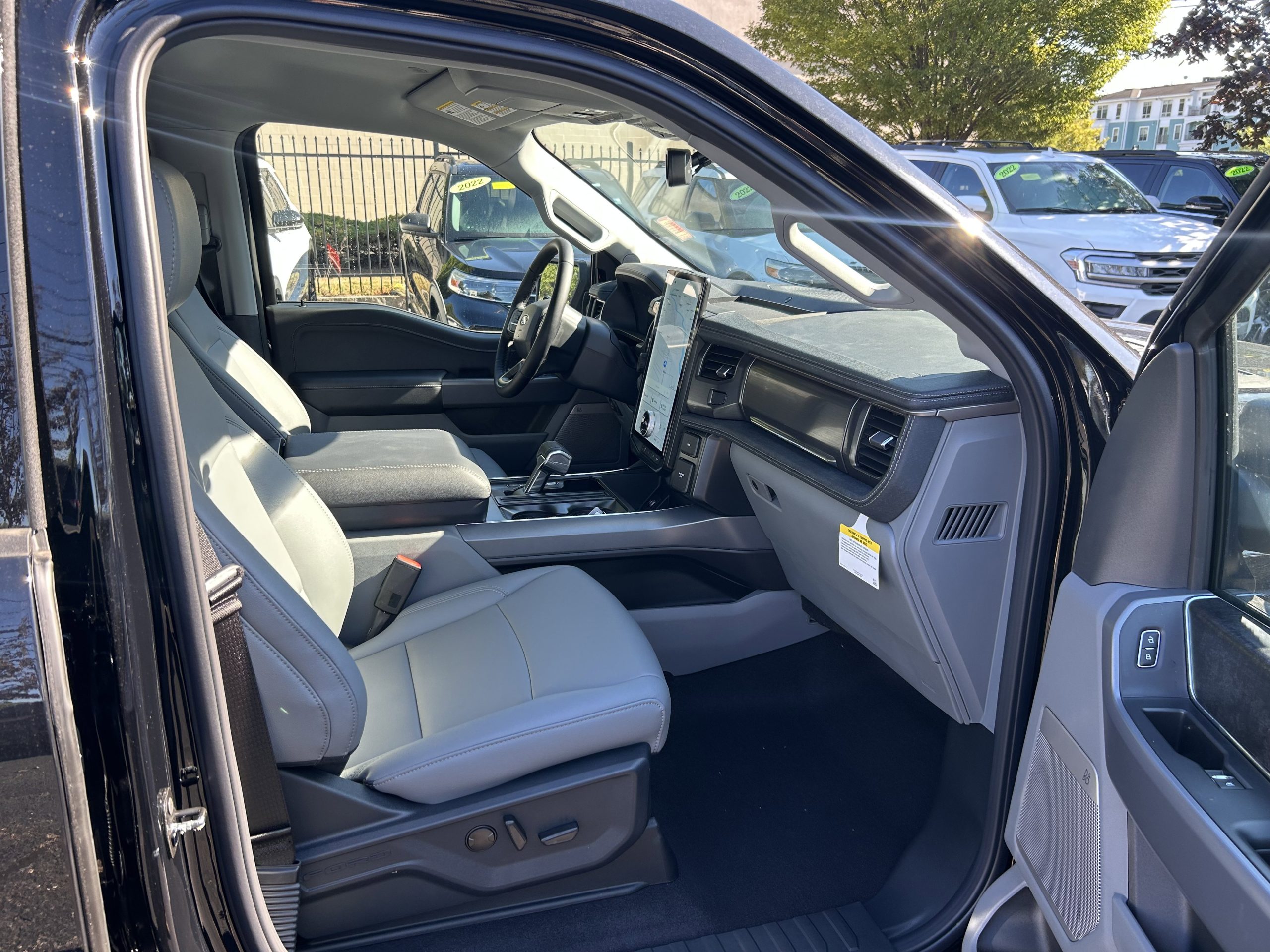 2025-Ford-F-150-Lightning-stk25304-8 2025-Ford-F-150-Lightning-stk25304-8