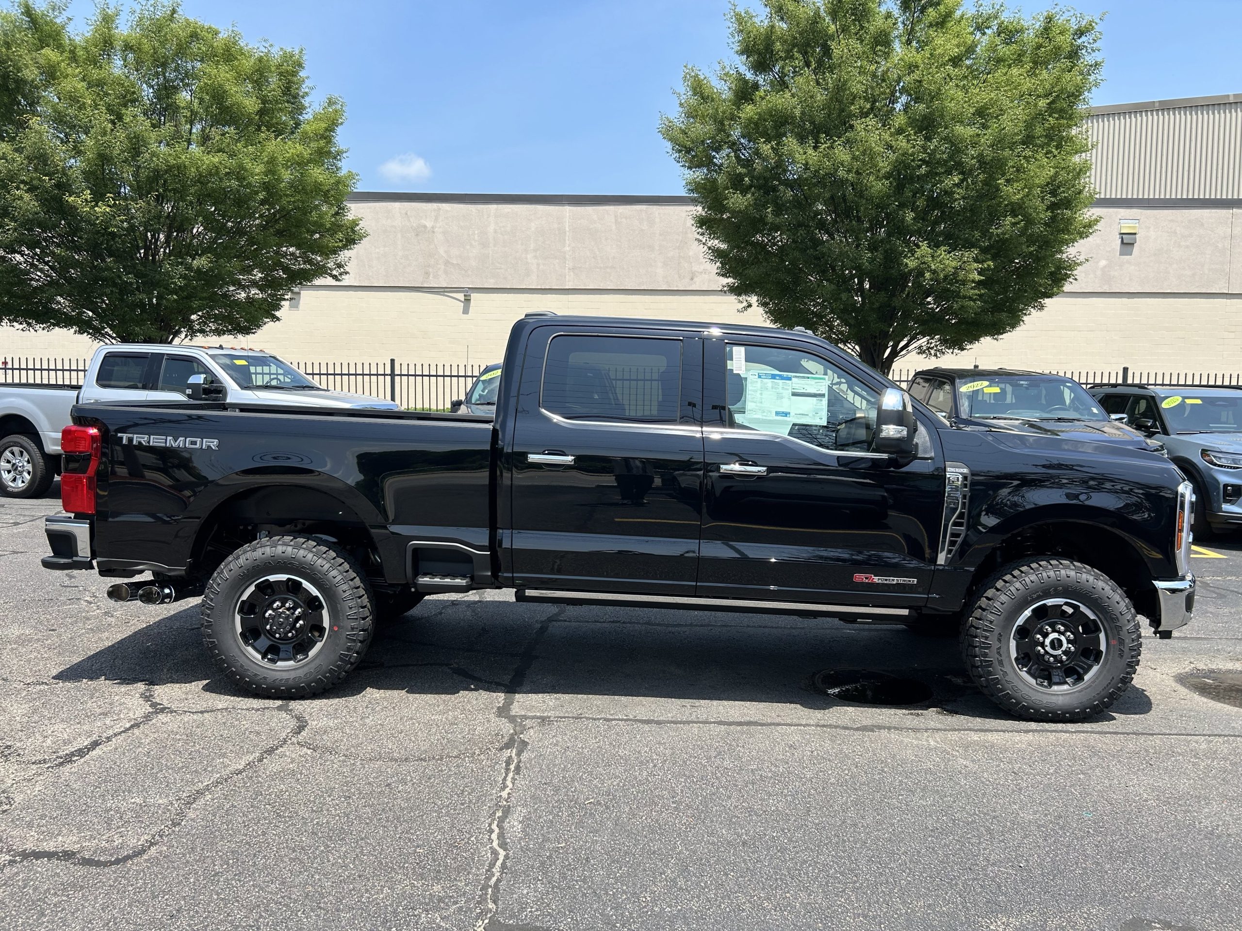 2025-Ford-Super-Duty-F-350-SRW-stk25261-3 2025-Ford-Super-Duty-F-350-SRW-stk25261-3