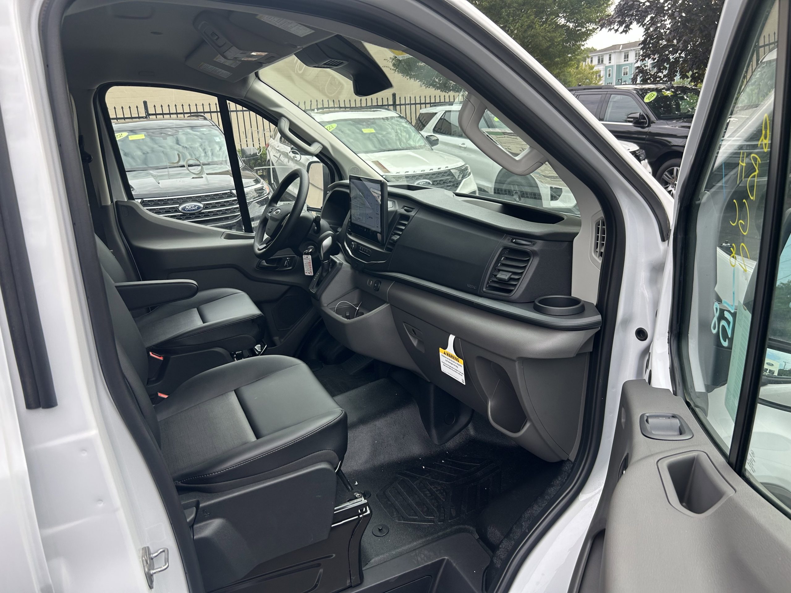 2025-Ford-Transit-Cargo-Van-stk25090-8 2025-Ford-Transit-Cargo-Van-stk25090-8
