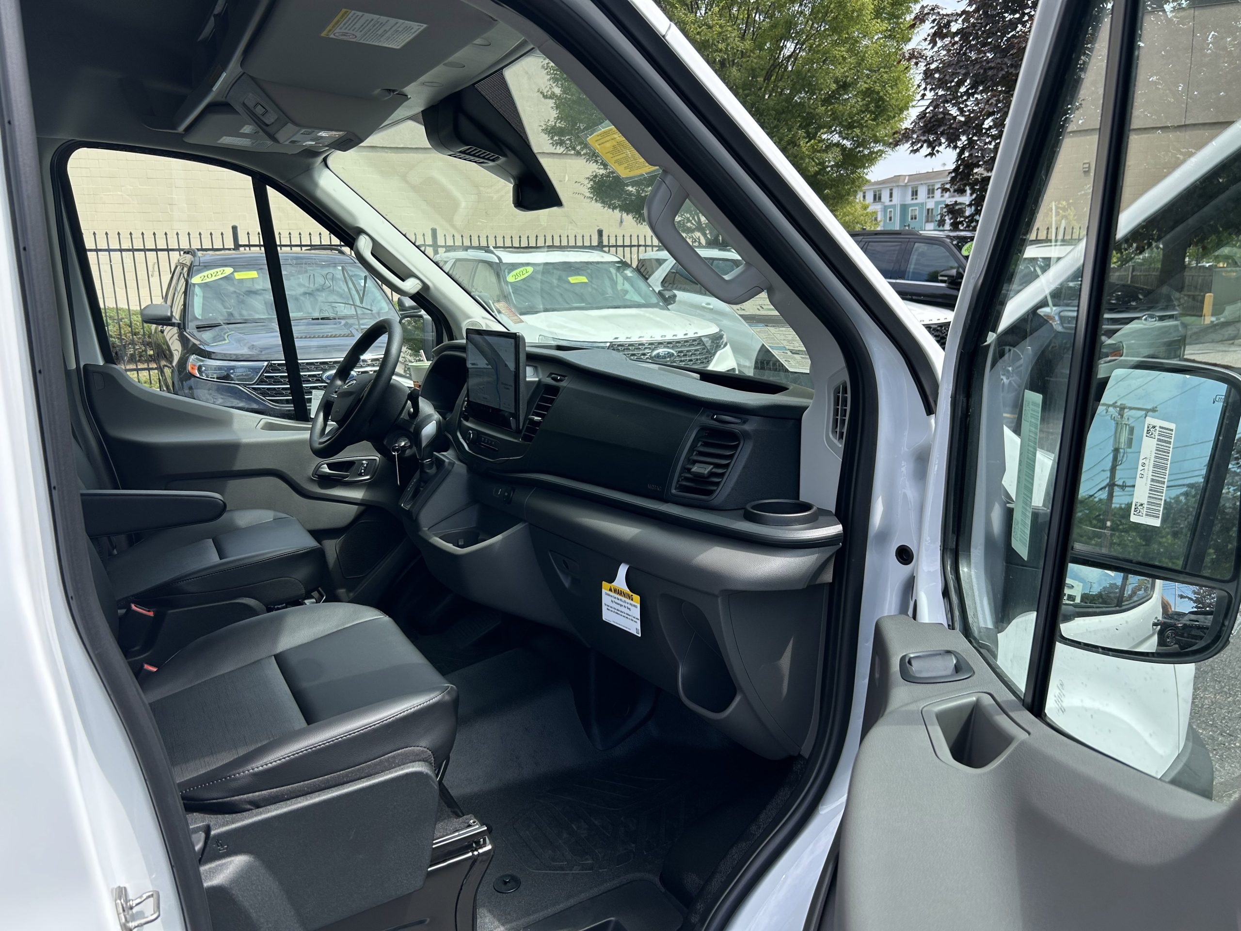 2025-Ford-Transit-Cargo-Van-stk25302-8 2025-Ford-Transit-Cargo-Van-stk25302-8