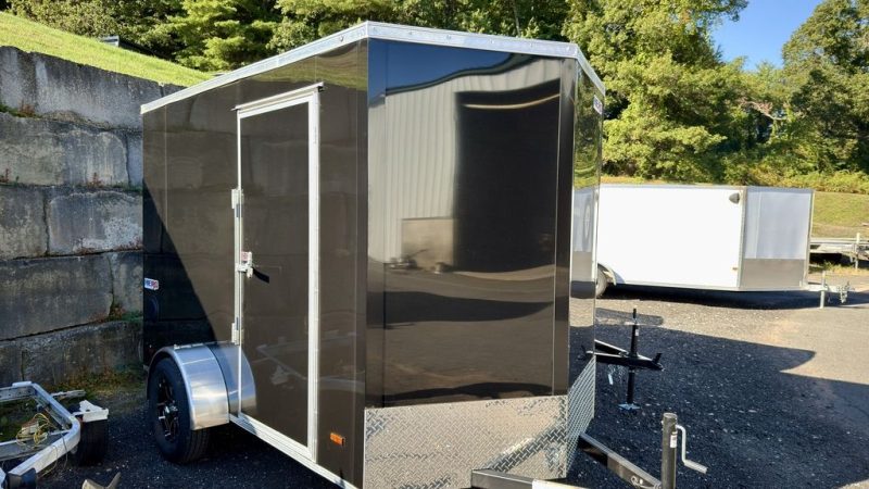 2026 Bravo™ Trailers Hero HR610SA