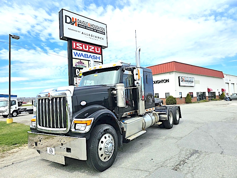 2019 INTERNATIONAL HX TRACTOR