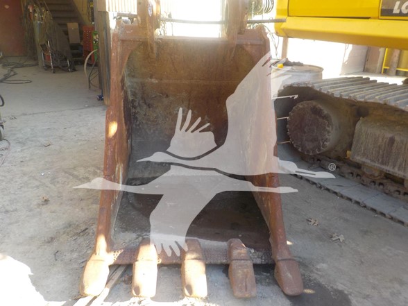 CAT-48-DIGGING-BUCKET-IM3914-1 CAT-48-DIGGING-BUCKET-IM3914-1