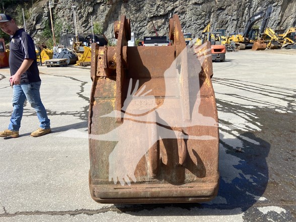 ESCO-42-DIGGING-BUCKET-IM3131-3 ESCO-42-DIGGING-BUCKET-IM3131-3