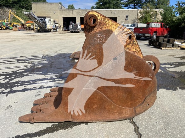 GP ESCO 42" DIGGING BUCKET IM3131 GP ESCO 42" DIGGING BUCKET IM3131