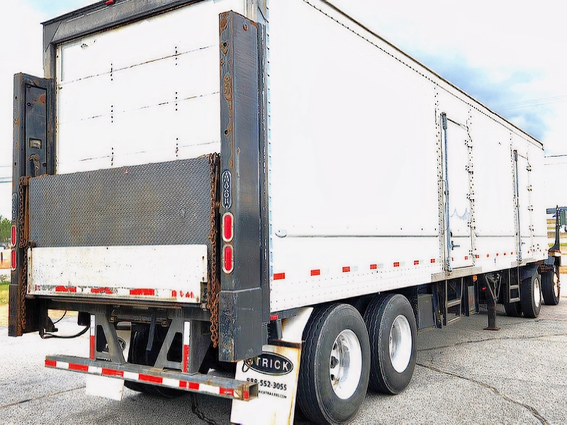 2011 STRICK BEVERAGE DELIVERY VAN