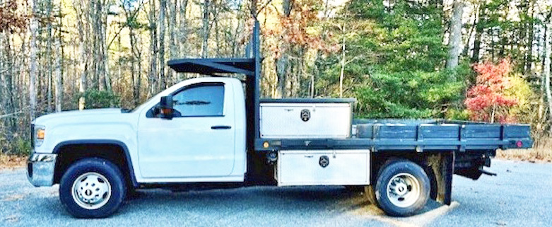 2016 GMC 3500 DRW 4X4 12′ PLATFORM BODY